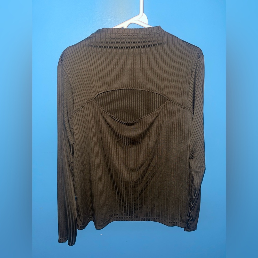 Army green cutout front tee